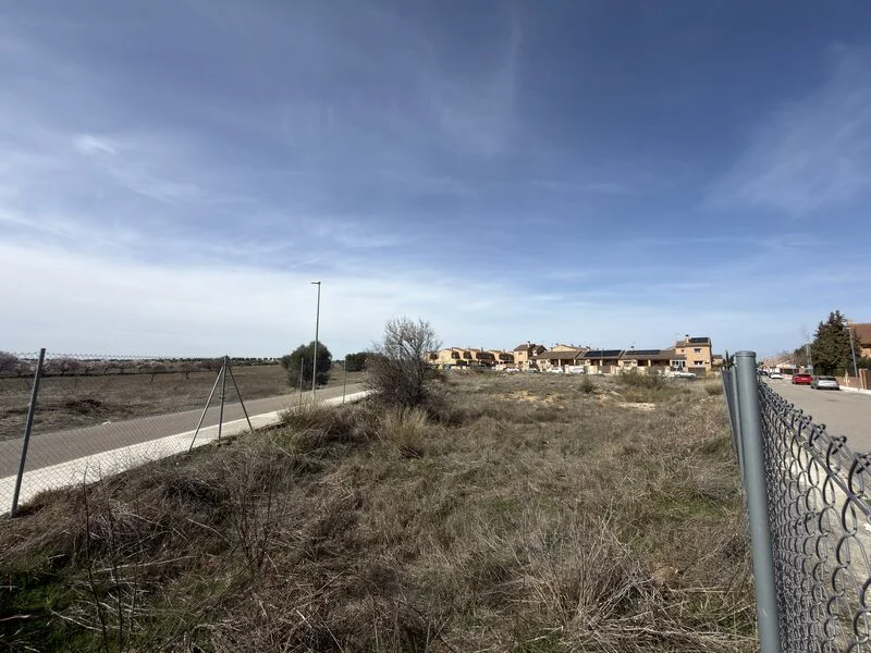 Ocho parcelas urbanas en La Portada