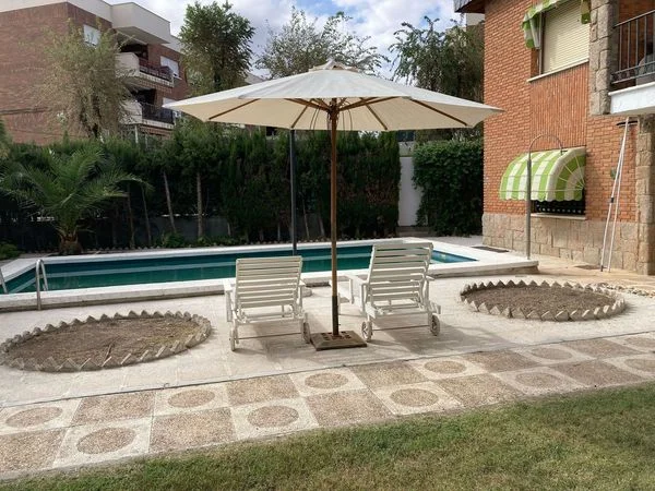 Large Ocaña chalet with pool