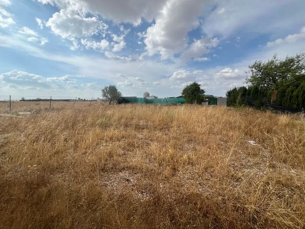 Rural plot near Ocaña, 958 m²