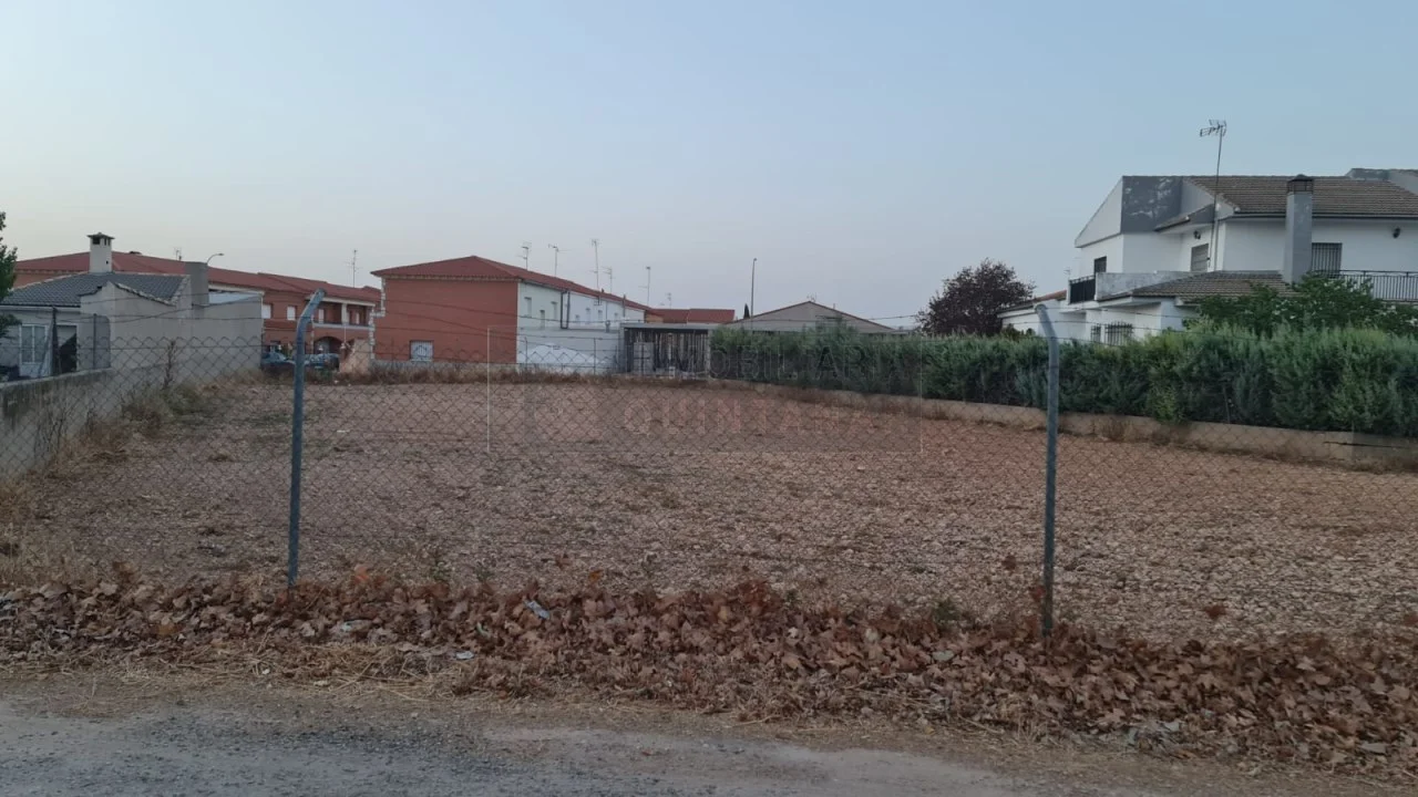Parcela urbana edificable en expansión