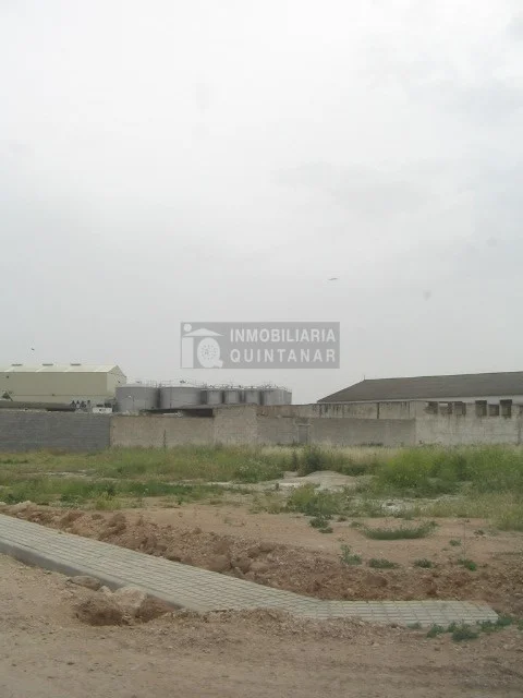 Parcela urbana con 3.864 m²