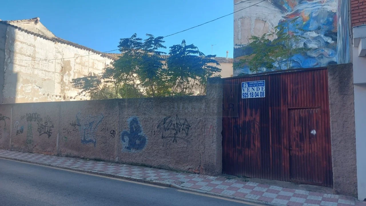 Parcela céntrica urbana, 1.250 m² edificables