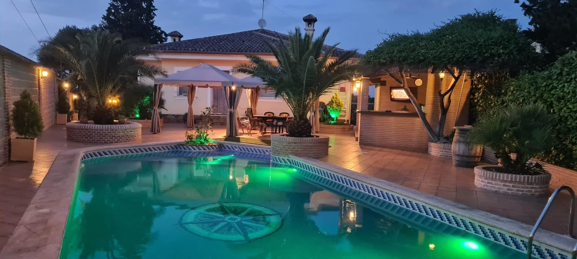Las Nieves chalet, 5 bedrooms, pool