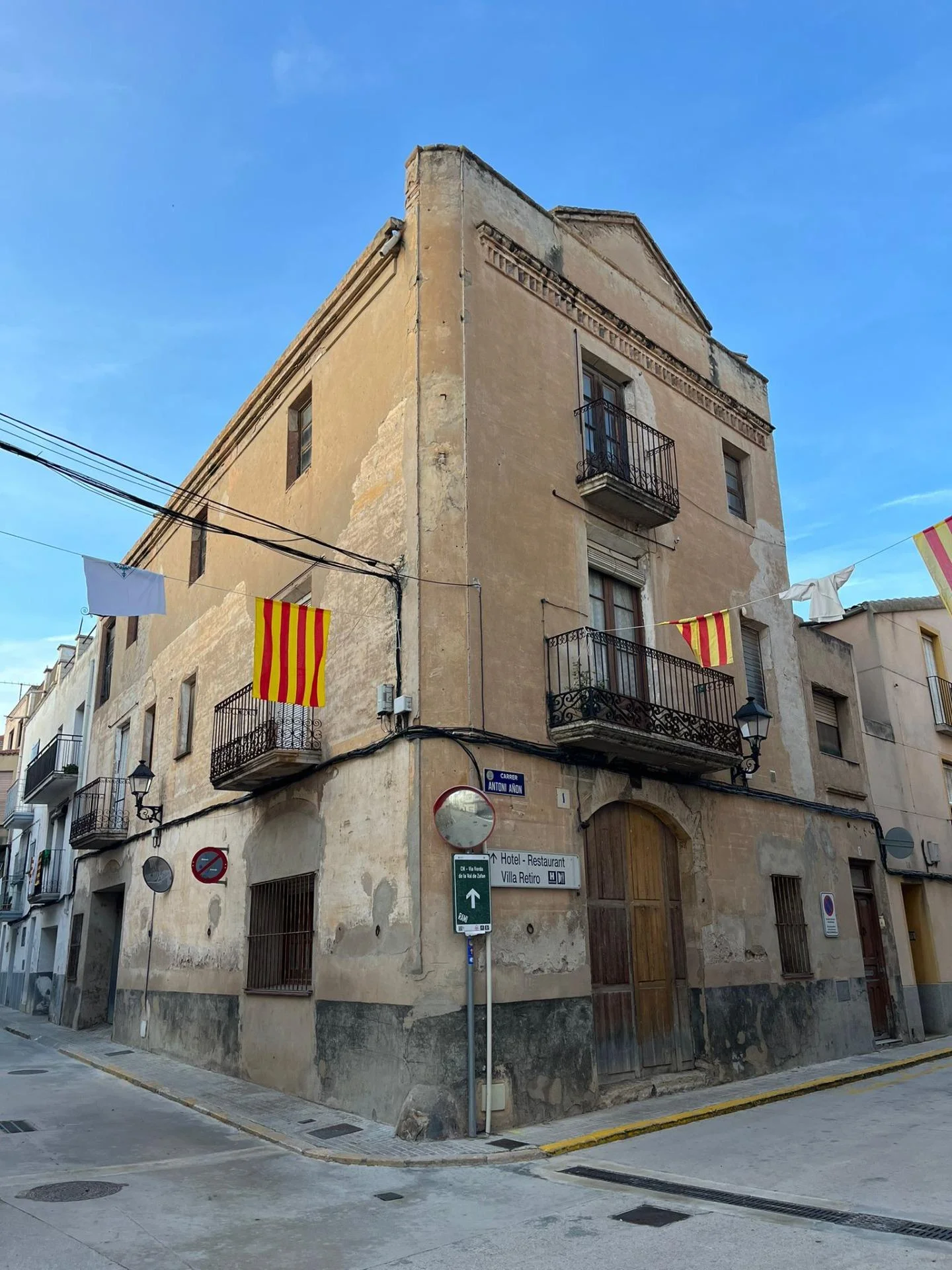 Historic Xerta house, 377 m² project