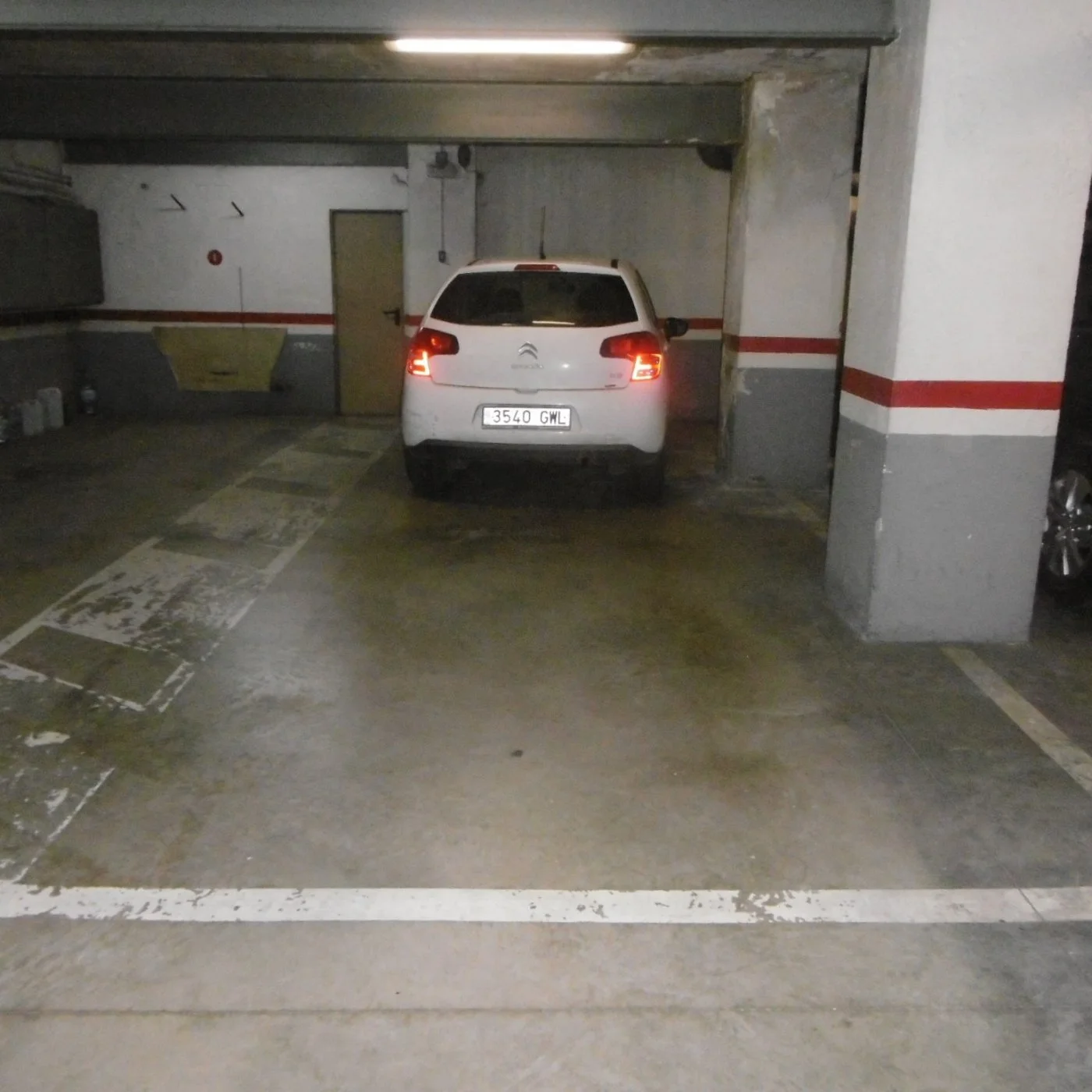 Parking en Temple para coches y motos