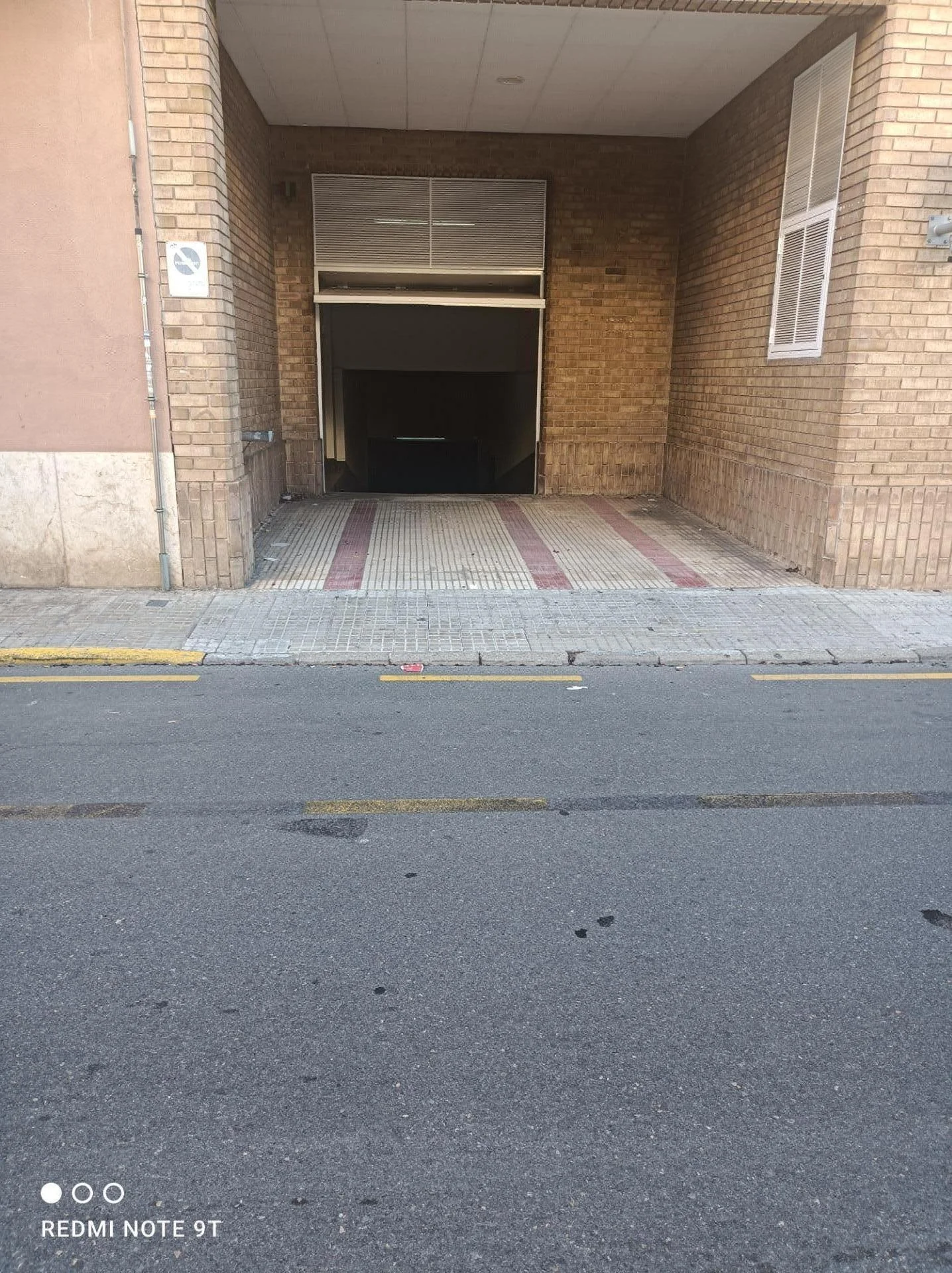 Temple parking space, 22 m²