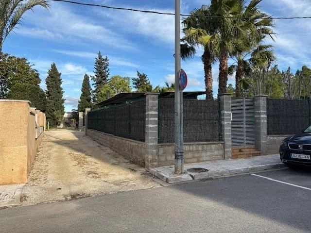 Parcela urbana en Tortosa, 920 m², con licencia