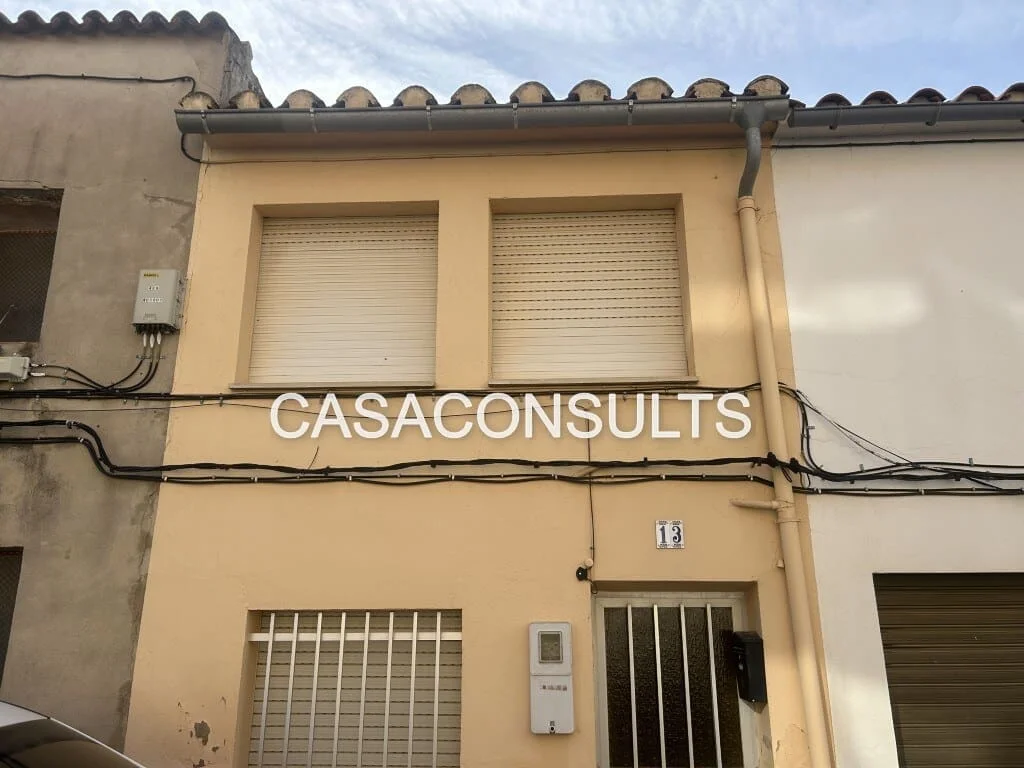 Central four-floor house, 2 bedrooms