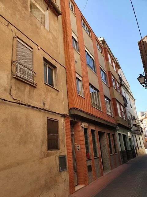 Eight-bedroom village house for rehabilitation