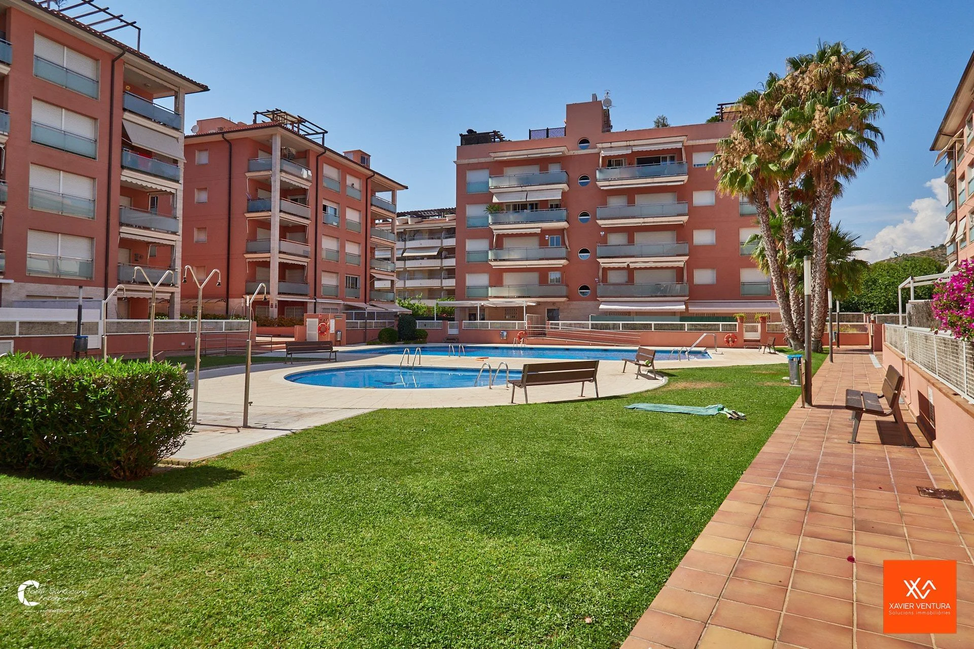 Apartamento con vistas al mar y piscina comunitaria