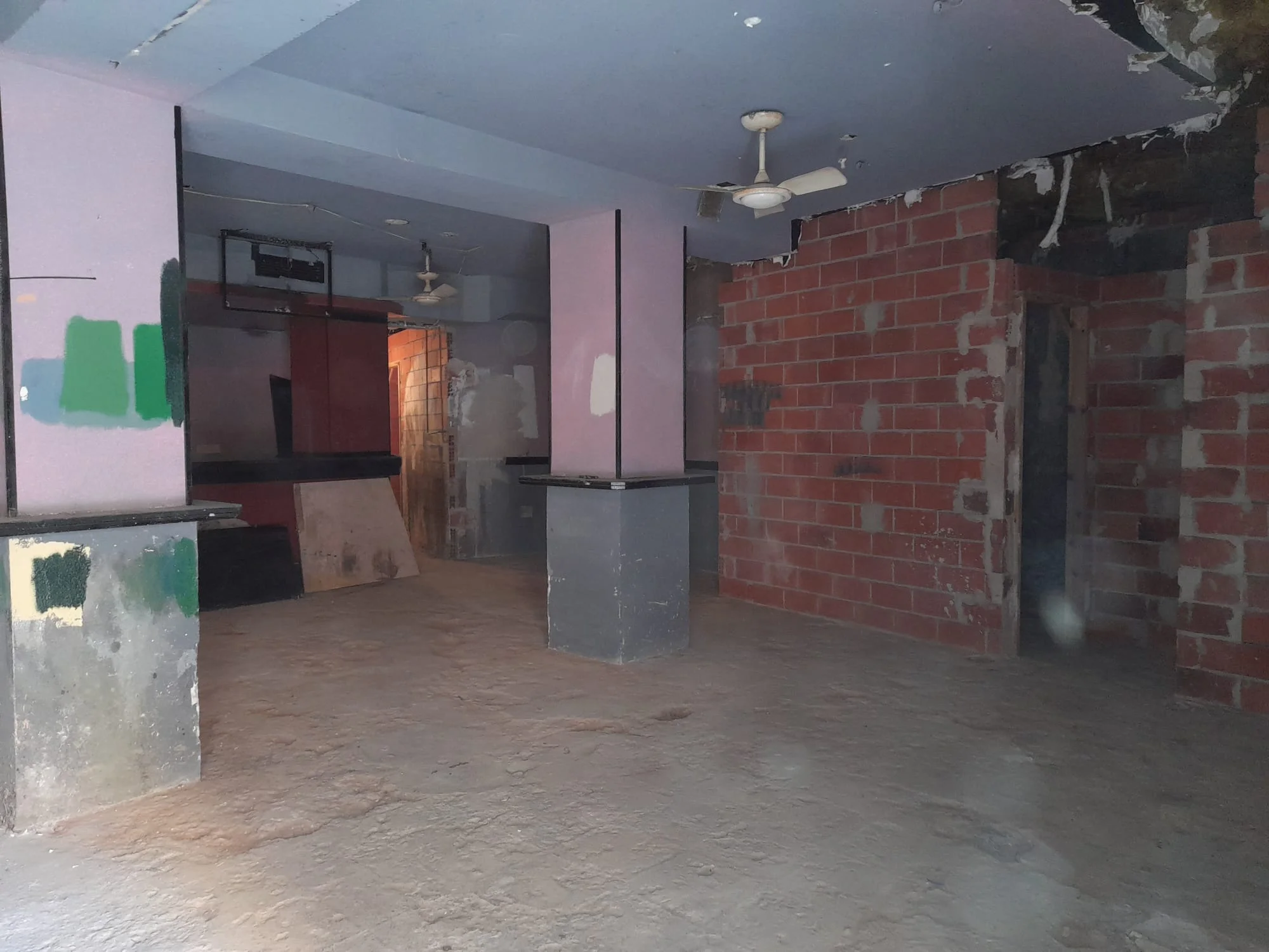 Local comercial céntrico en Teruel, 166 m²