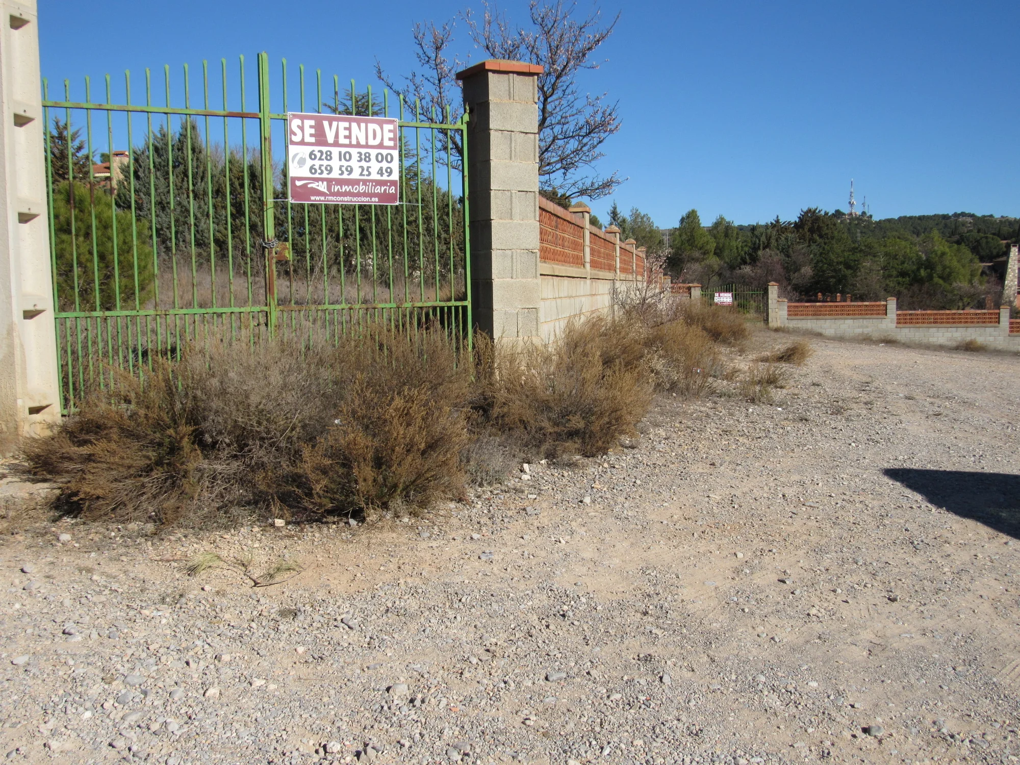 Las Viñas plot with 1,483 m²