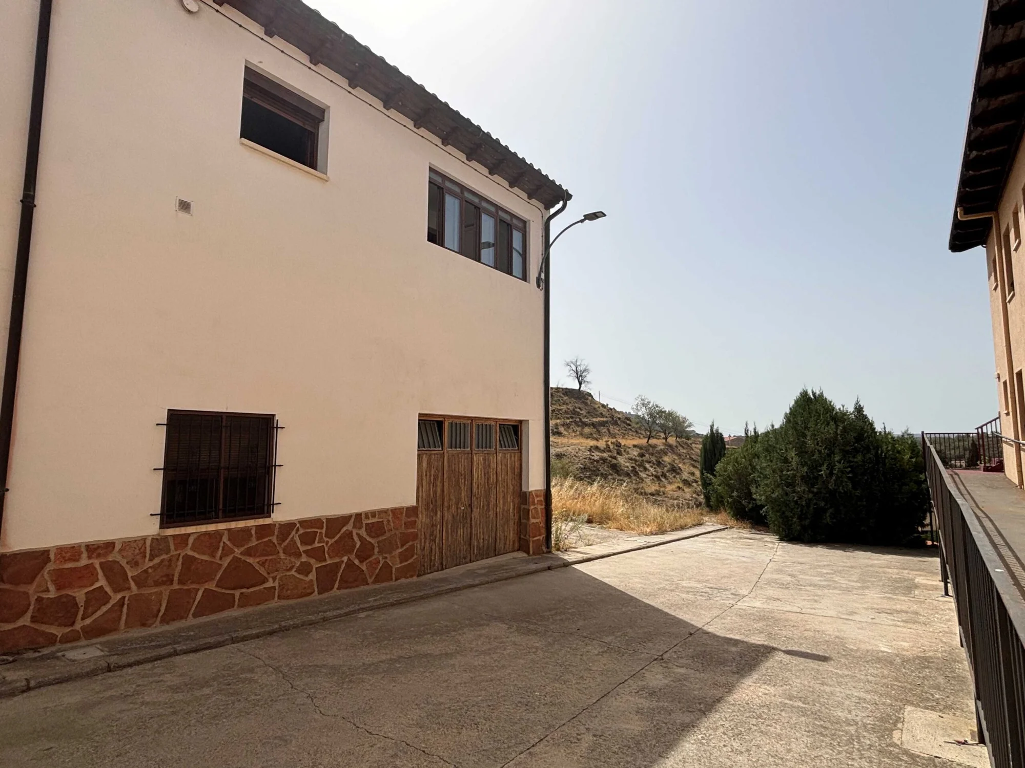 Two-bedroom house in Nogueruelas