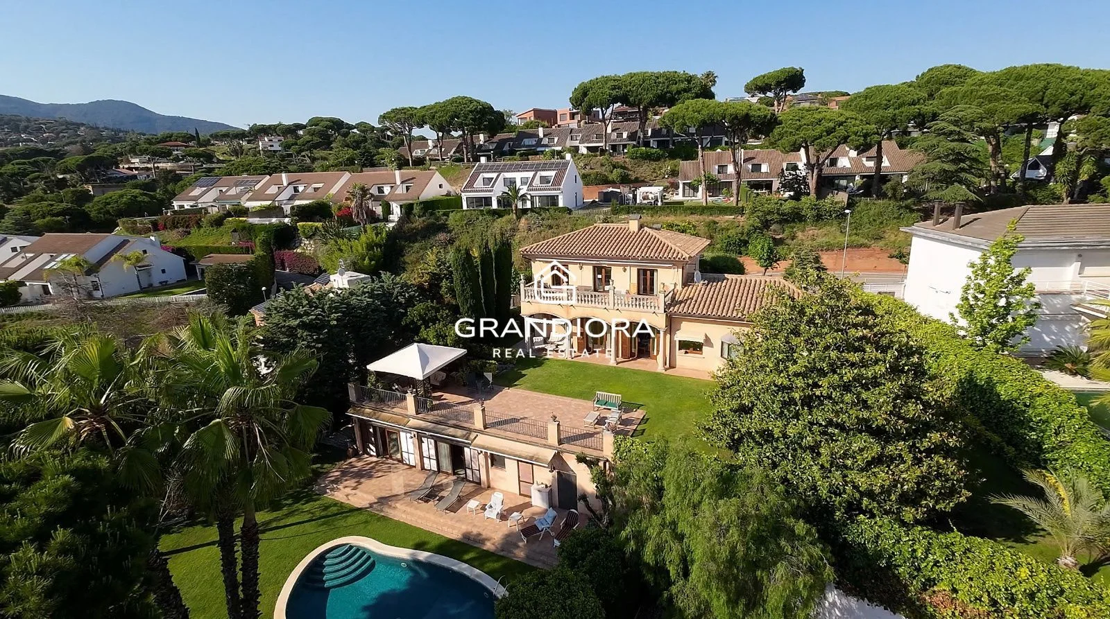 Mediterranean villa with sea views