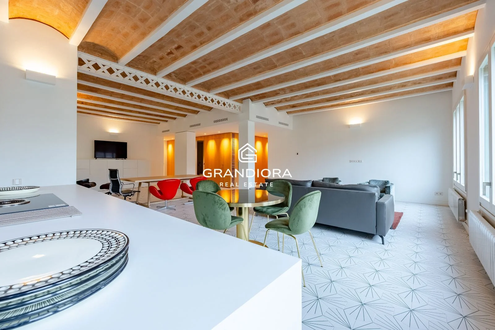 Luxury Eixample flat with wellness amenities