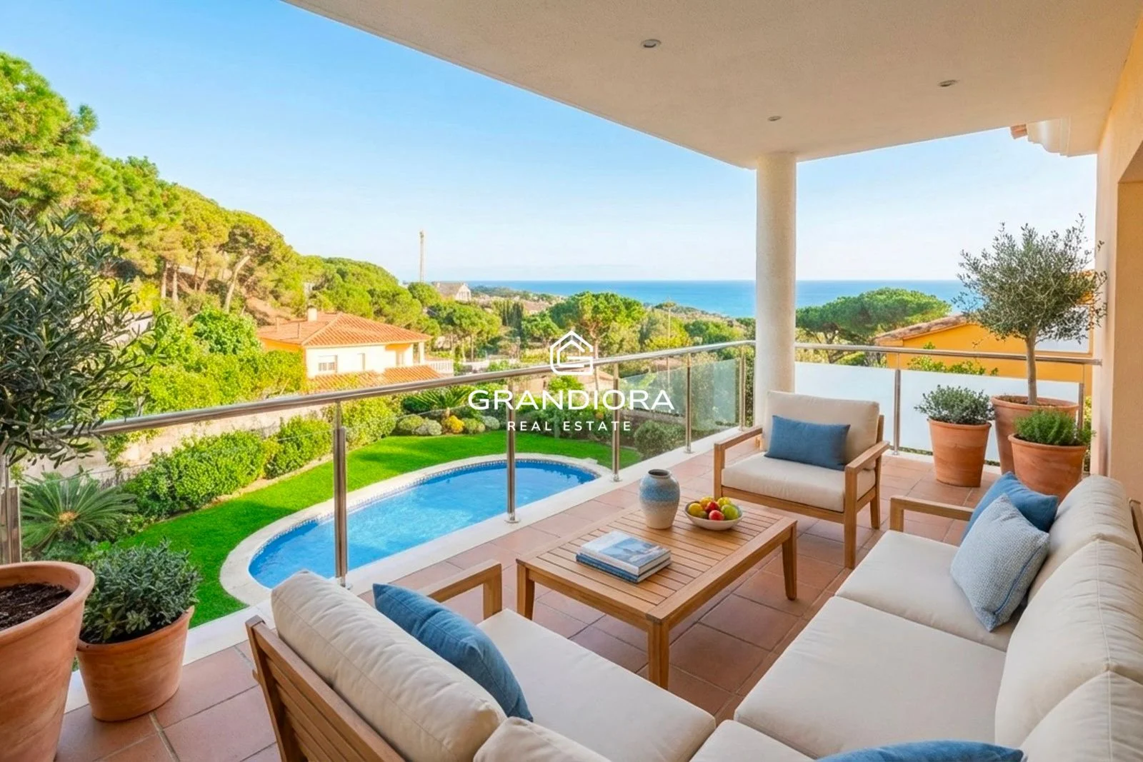 404 m² sea-view villa, 5 bedrooms