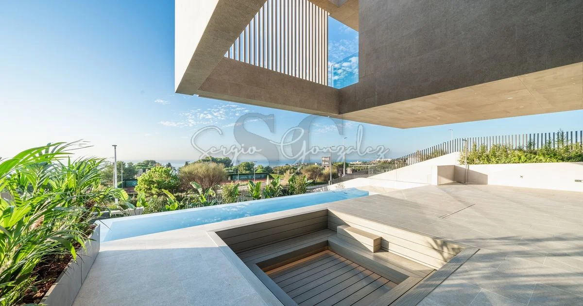 Villa nueva en Teià con vistas al mar