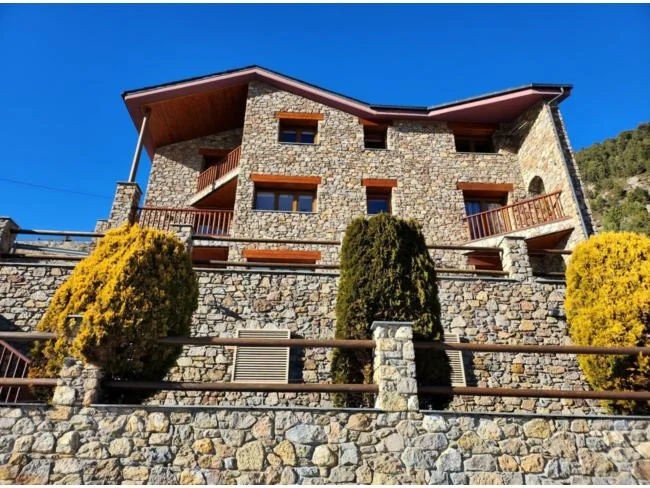 Chalet en Canillo, 570 m², jardín