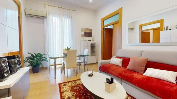 Exterior Eixample flat, 114 m²