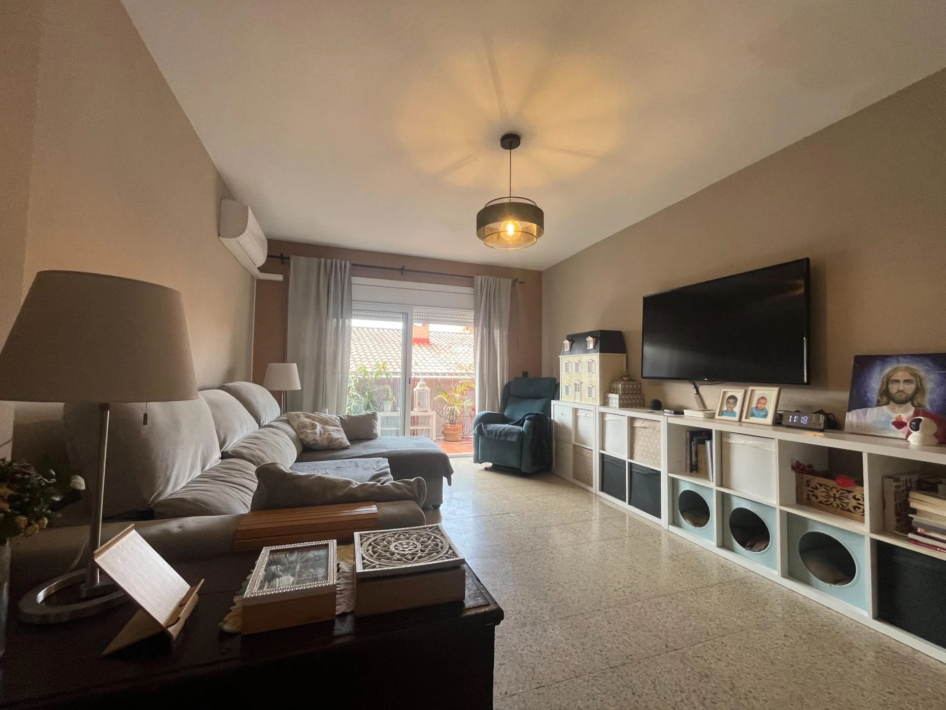 Exterior flat with private terrace