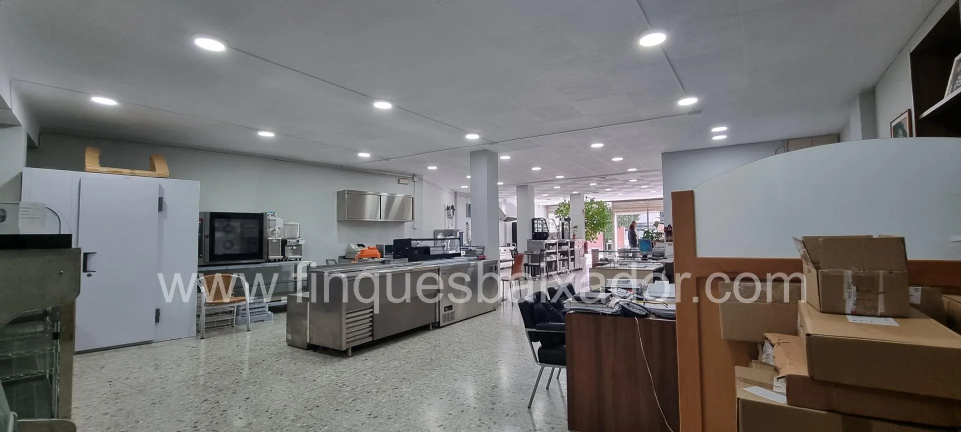 Local comercial céntrico en Gavà, 337 m²