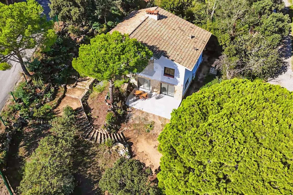 Villa reformada en Mas Nou, cinco dormitorios