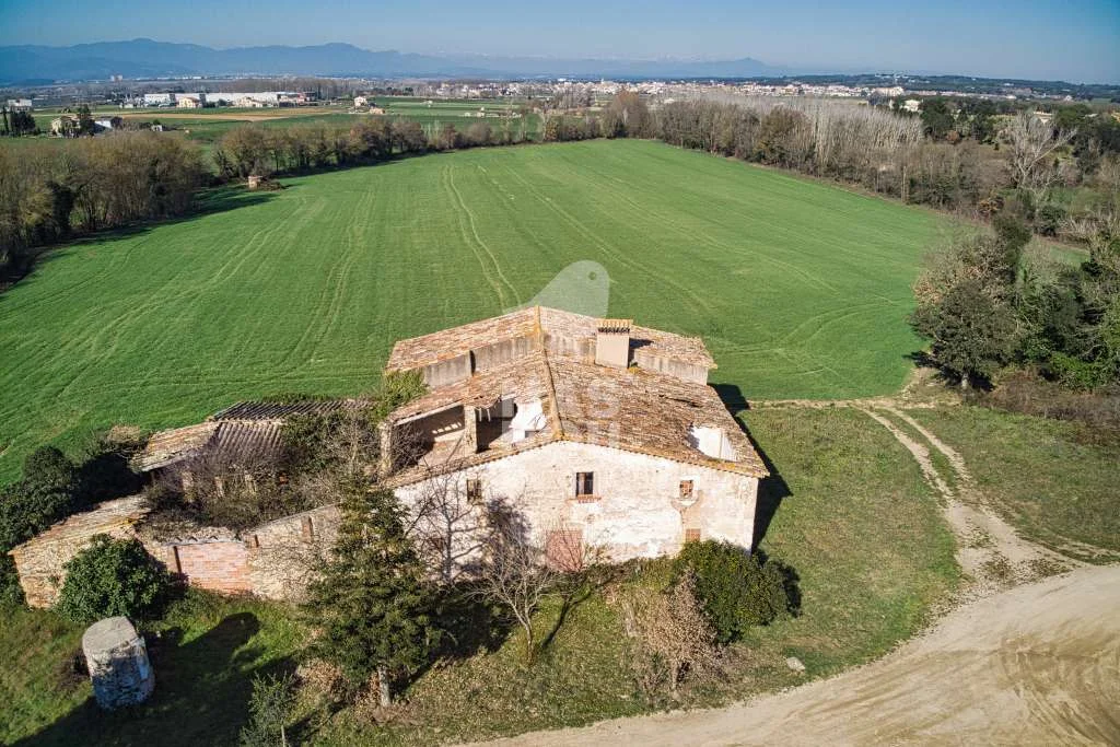 Finca histórica con tres casas rurales