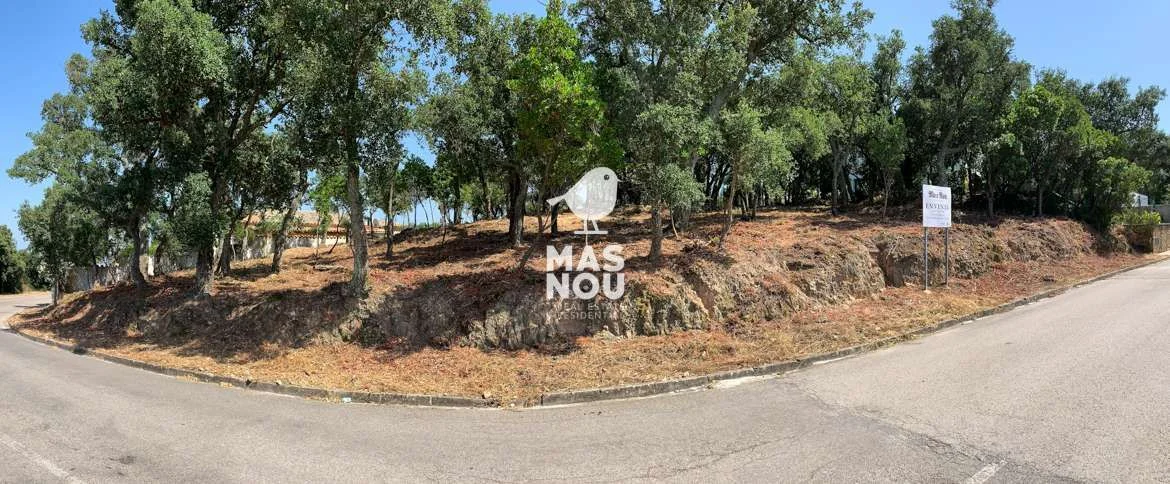 Mas Nou plot, 1,304 m²