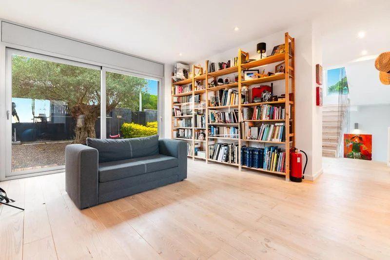 Reformed sea-view house, 4 bedrooms