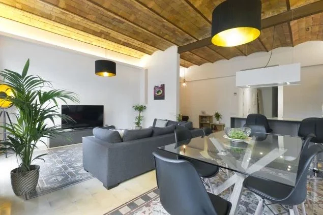 Piso reformado en Eixample, 3 dormitorios