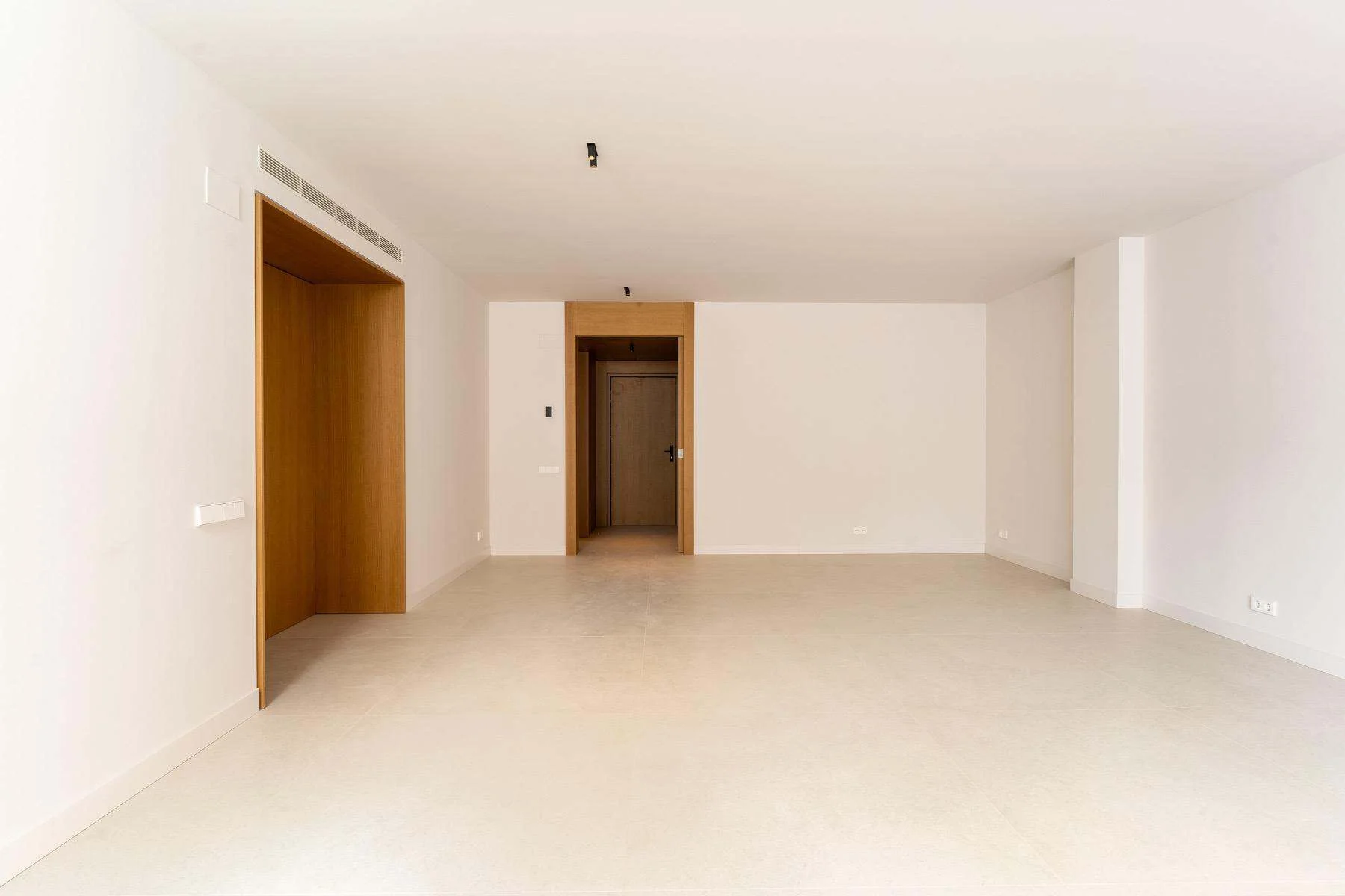New-build Sant Gervasi apartment, 200 m²