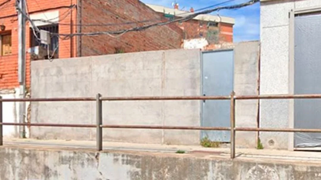 Urban residential plot in Sistrells, Badalona