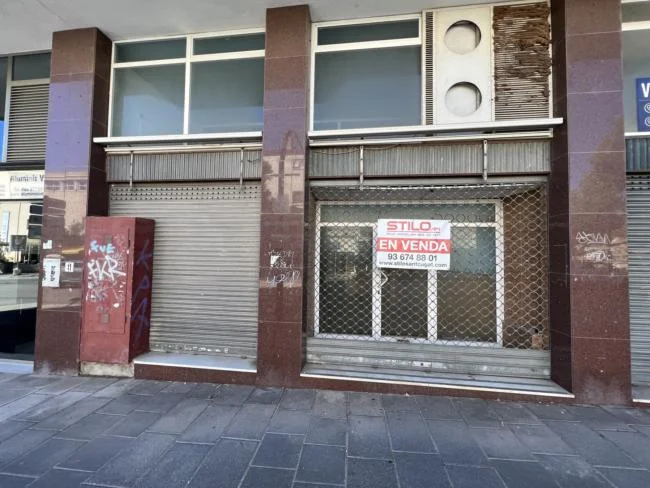 Local comercial de 182 m² en Coma-ruga
