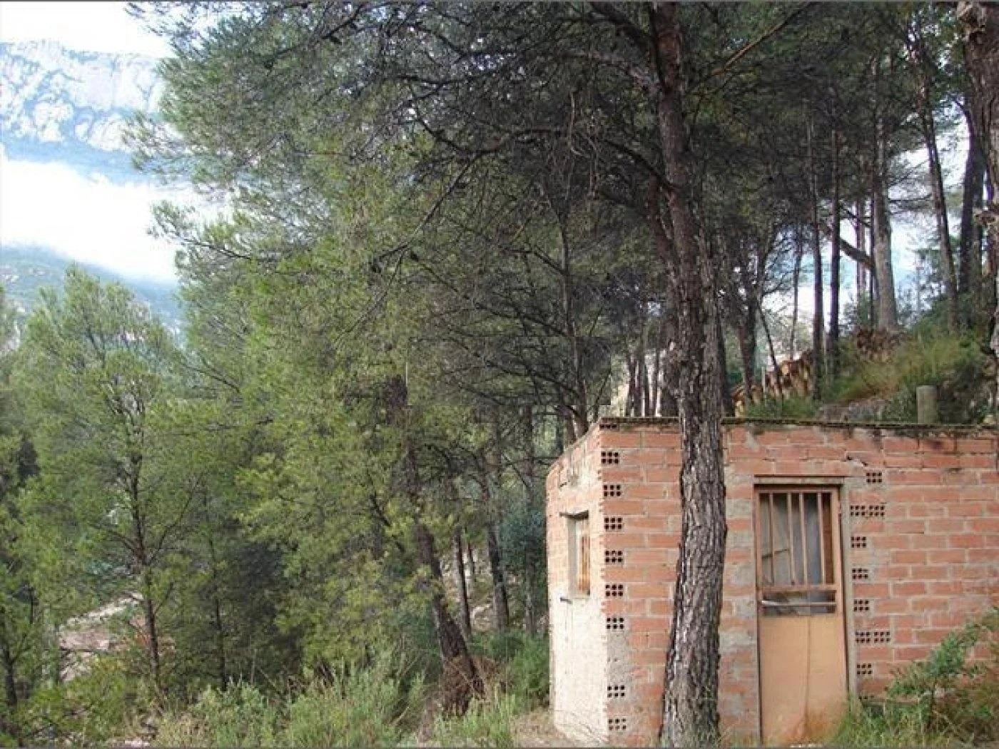 Residential plot in Monistrol, 555 m²