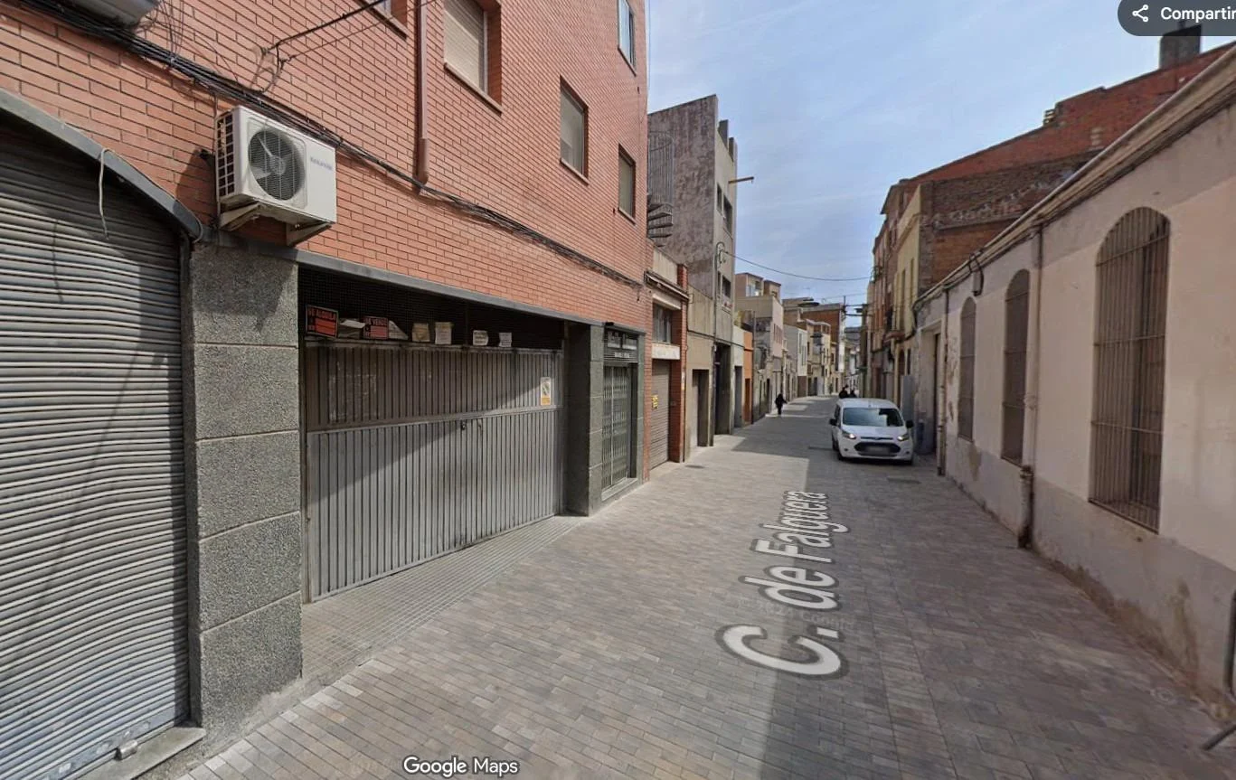 Large-car parking space in Can Nadal