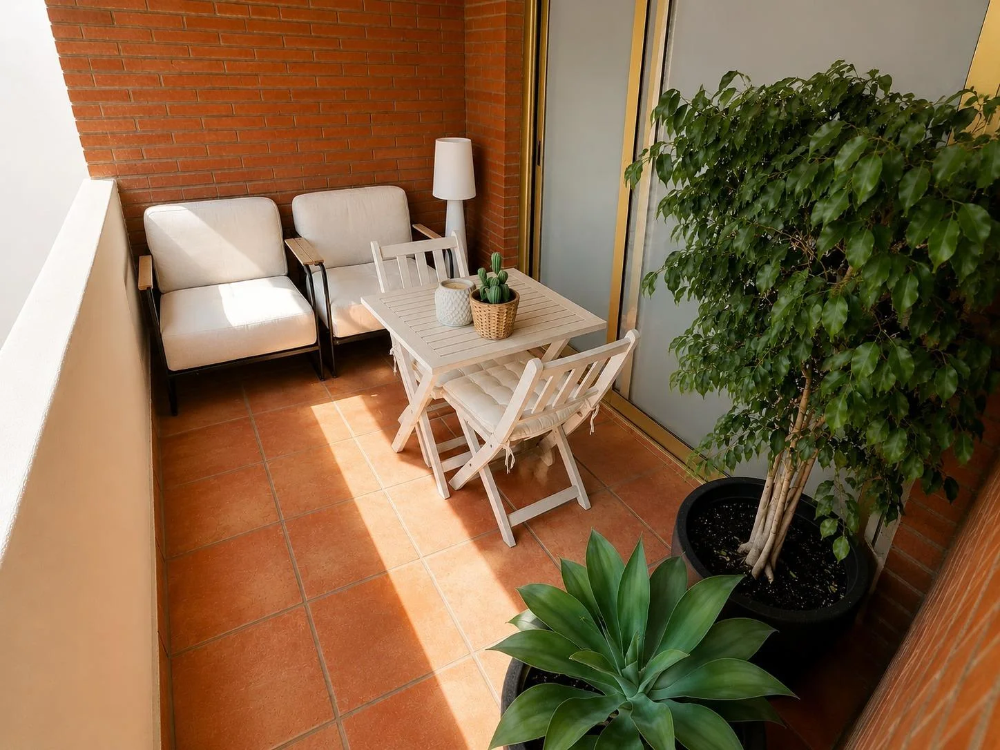 Reformed exterior flat in La Plana