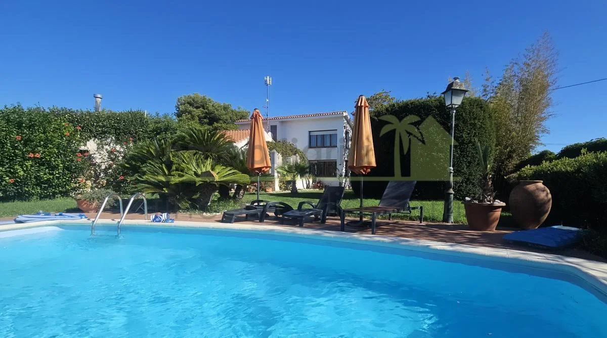 Villa near Vinaròs with pool