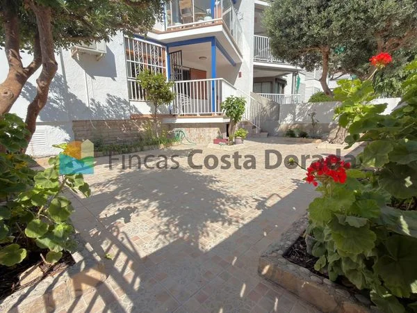Apartamento en planta baja con jardín privado