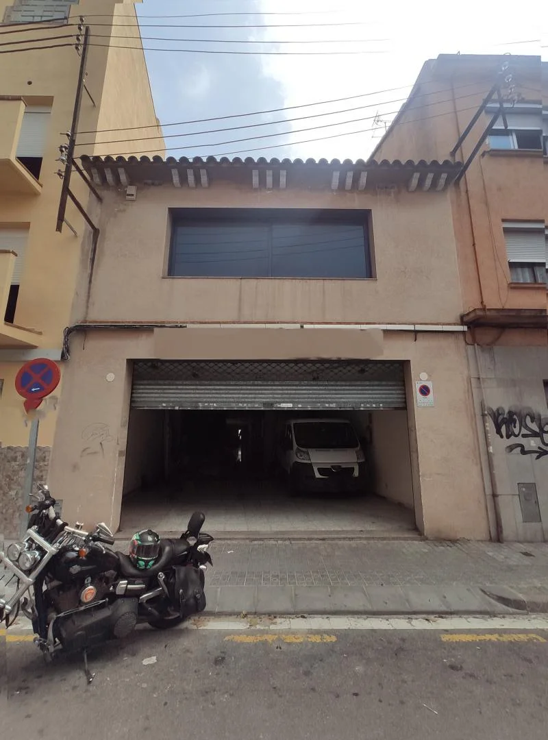 Complejo comercial en Mataró, 1.000 m²