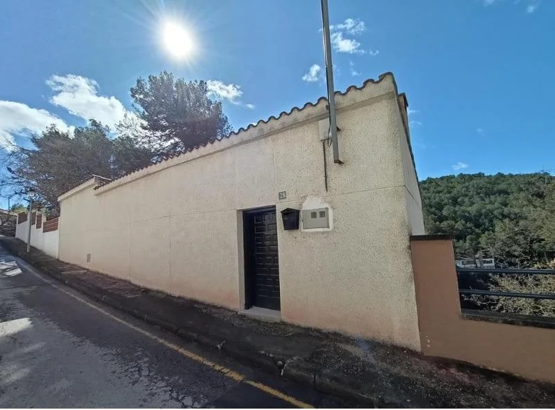 Casa para reformar en Pontons con vistas