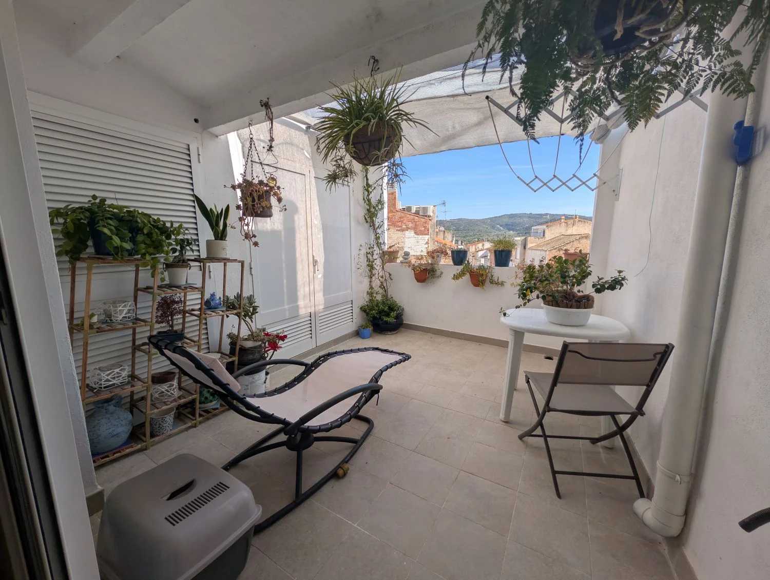Three-bedroom house with bakery potential