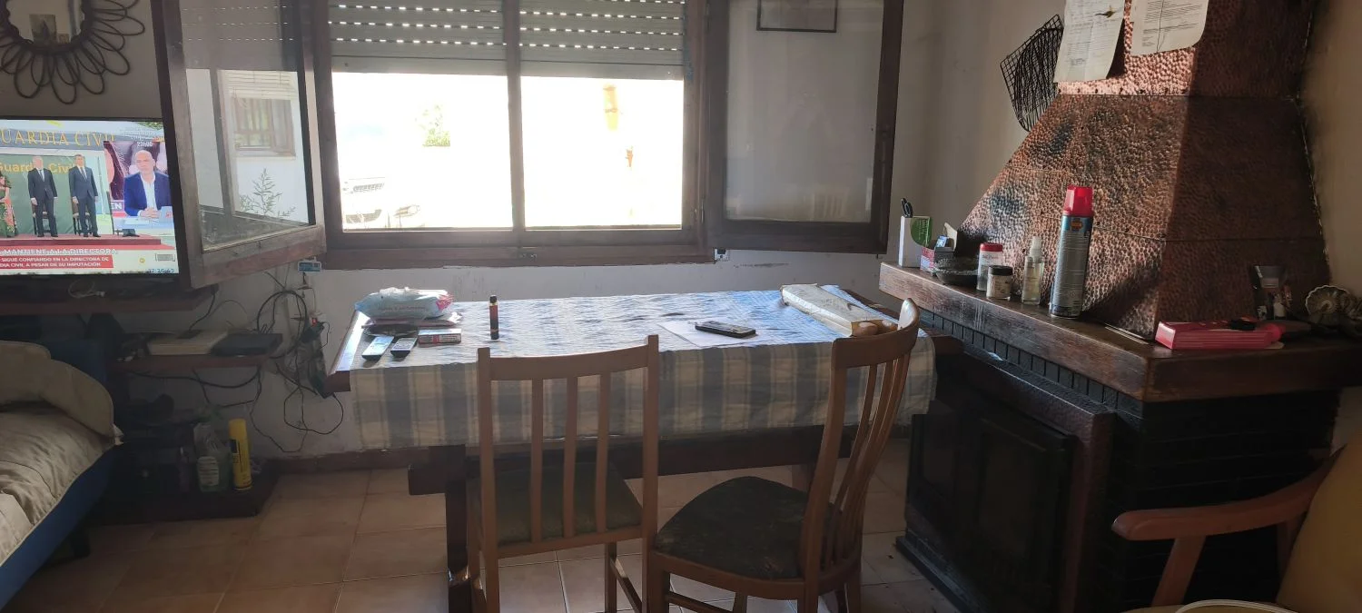 Casa para reformar en Bítem, ocho dormitorios
