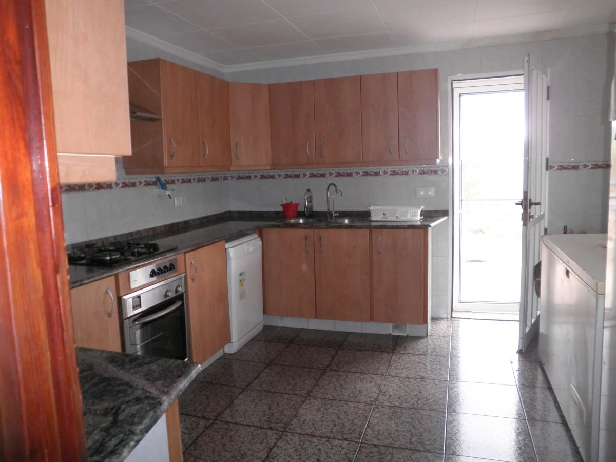 Chalet independiente en Jesús, 5 habitaciones