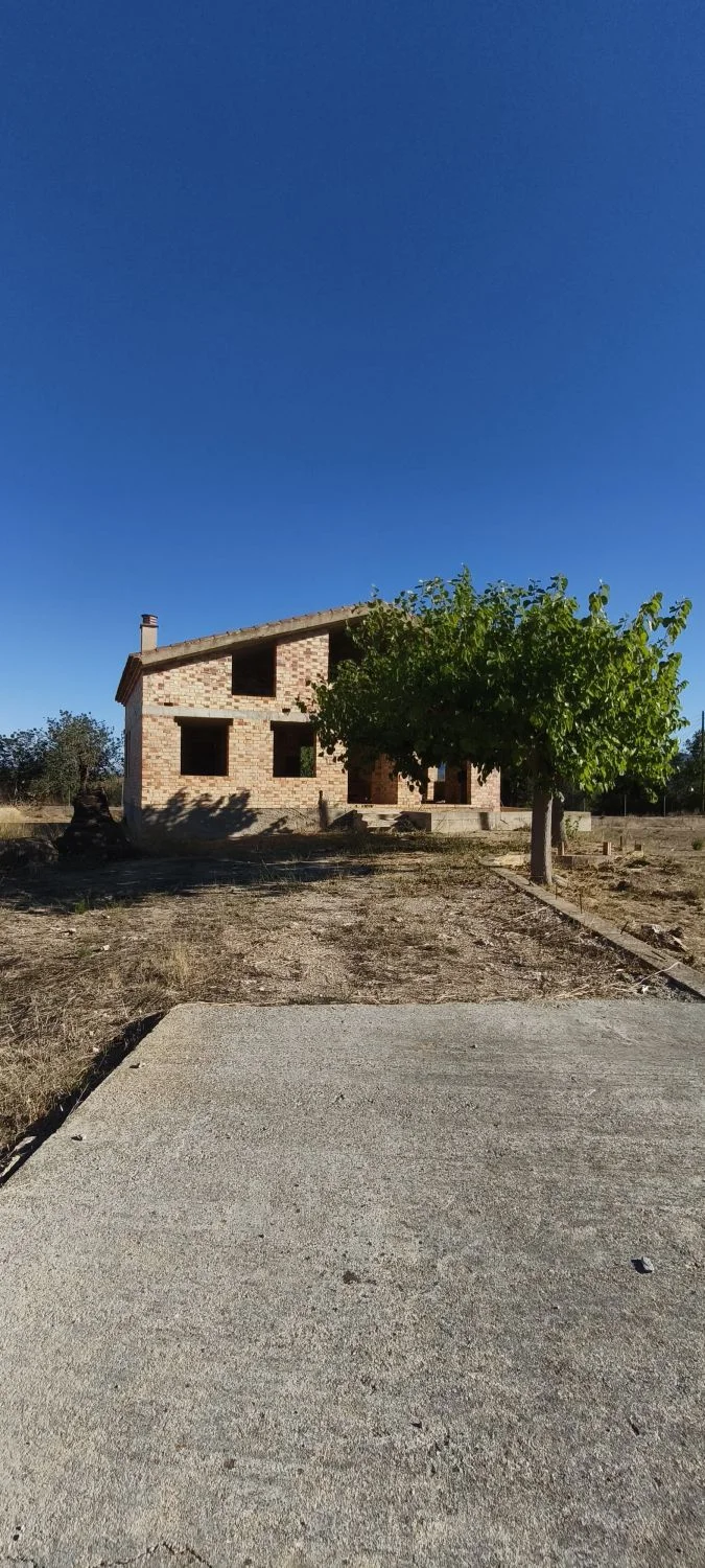 Chalet with large rural plot
