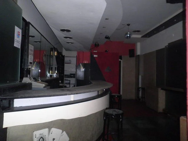 Local céntrico de 85 m² con dos baños