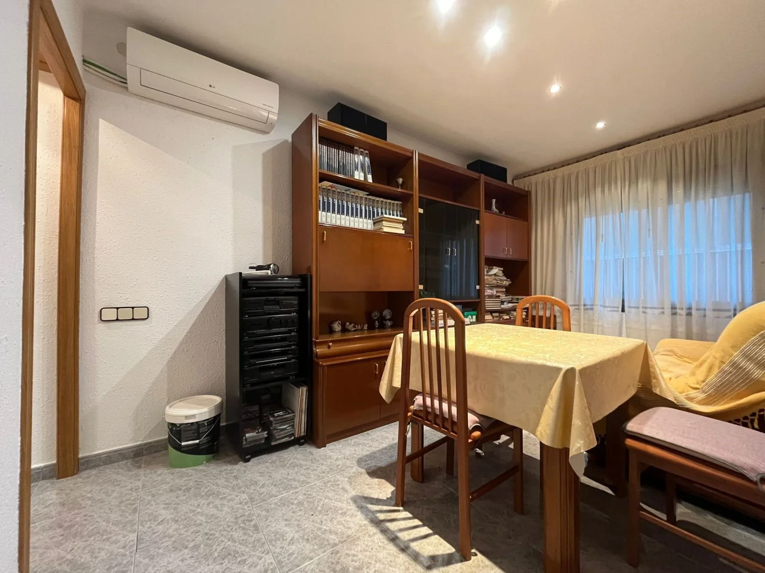 Furnished Roquetes flat with two bedrooms