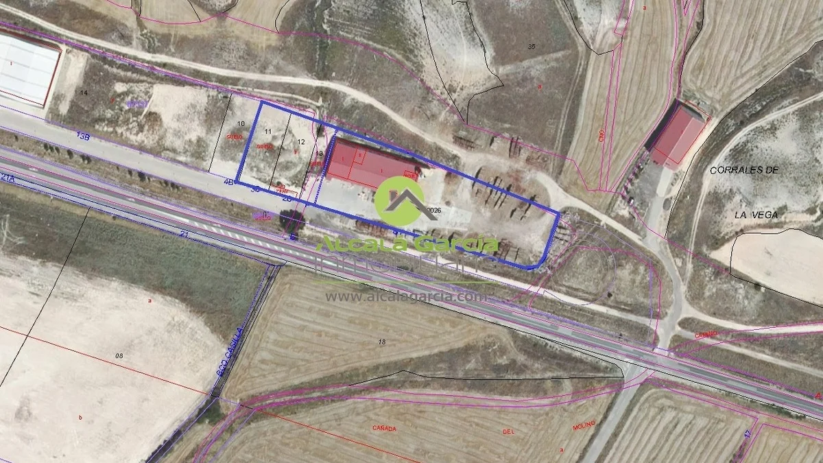 Solar industrial cerca de la A-11, 9.563 m²