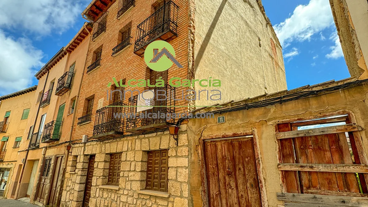 Gran casa adosada cerca del centro histórico