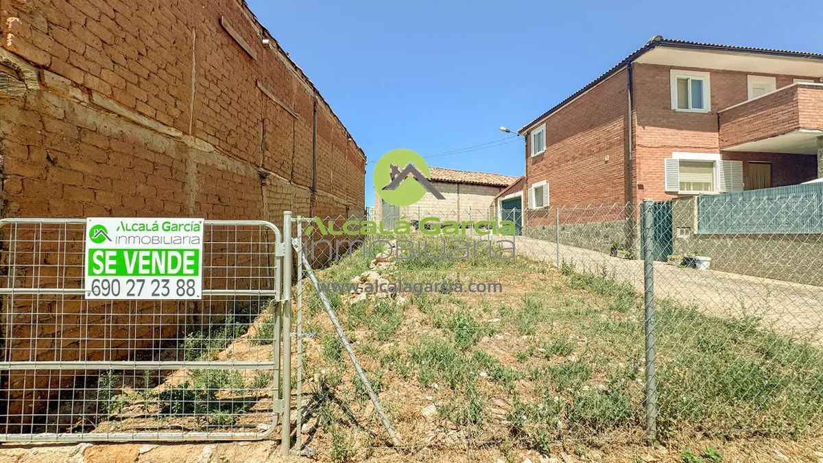 Solar urbano en Valdealbín para merendero