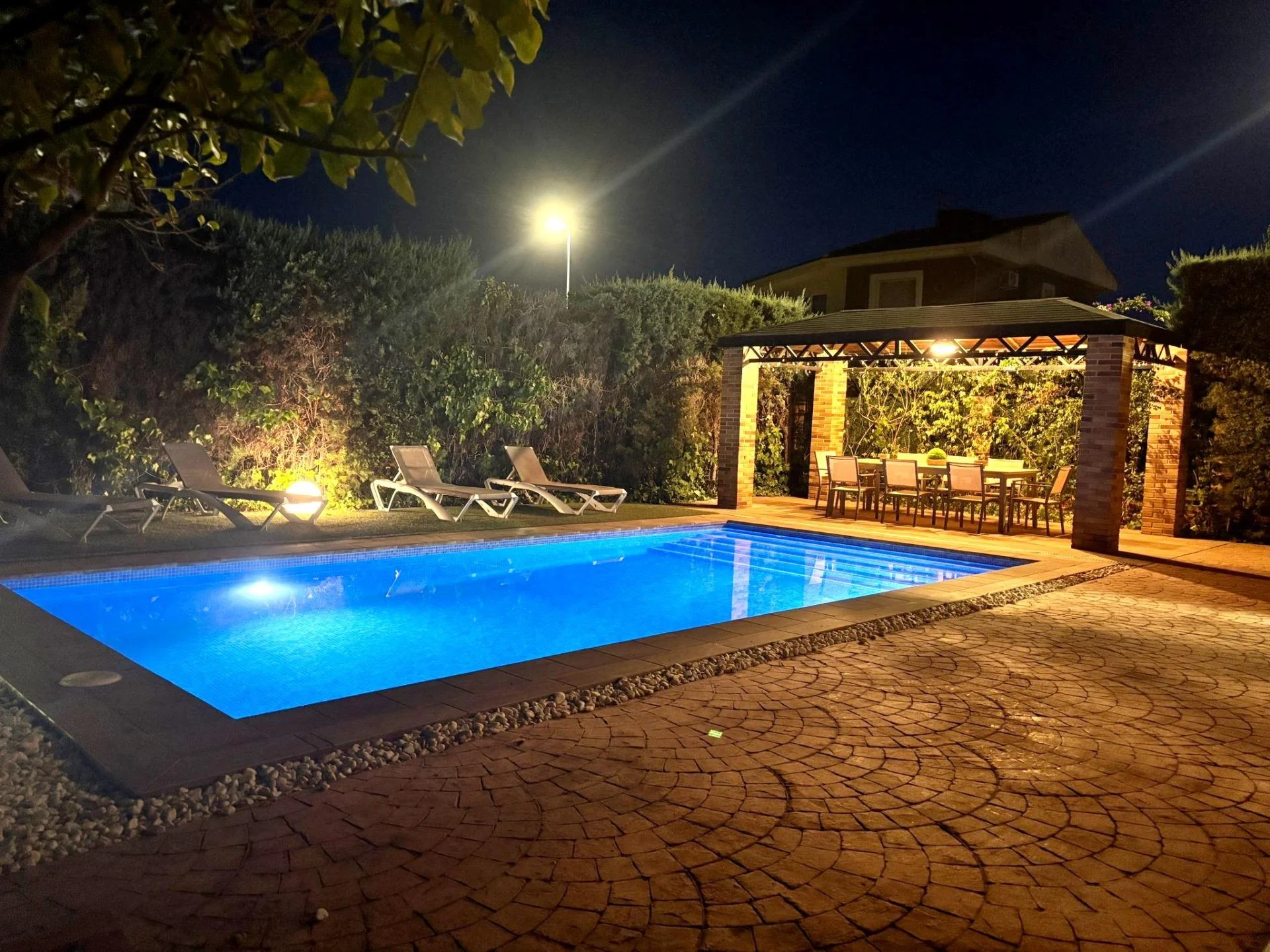 Chalet en Las Vaguadas con parcela de 705 m²